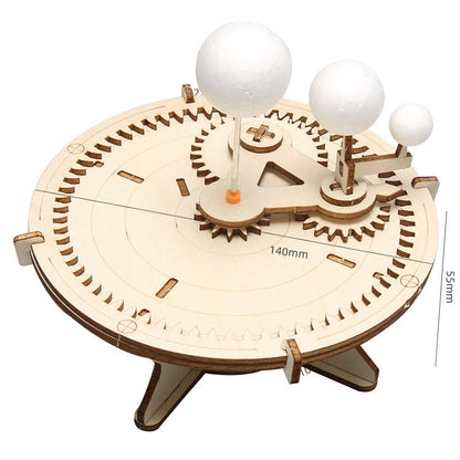 Käsitööna valminud loomingulised tehnilised mänguasjad