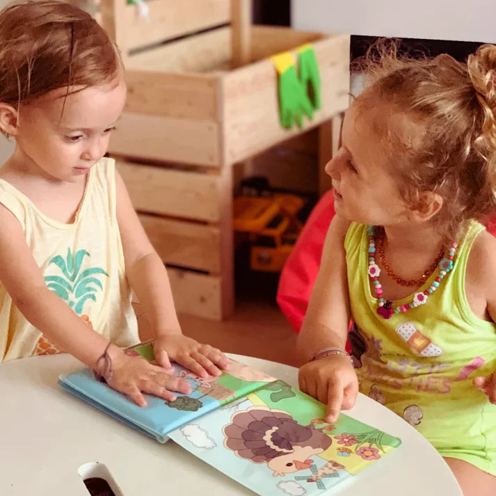 Veega värvimisraamat – Jälgi jooni!